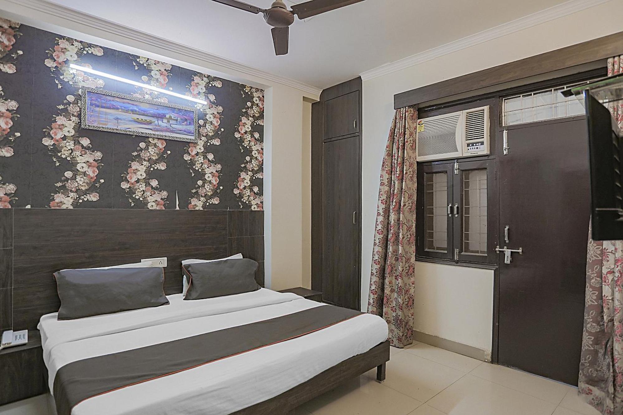 Hotel O Sun Villa New Delhi Exteriör bild