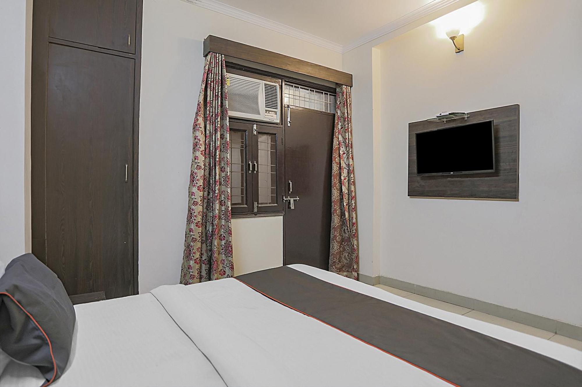 Hotel O Sun Villa New Delhi Exteriör bild