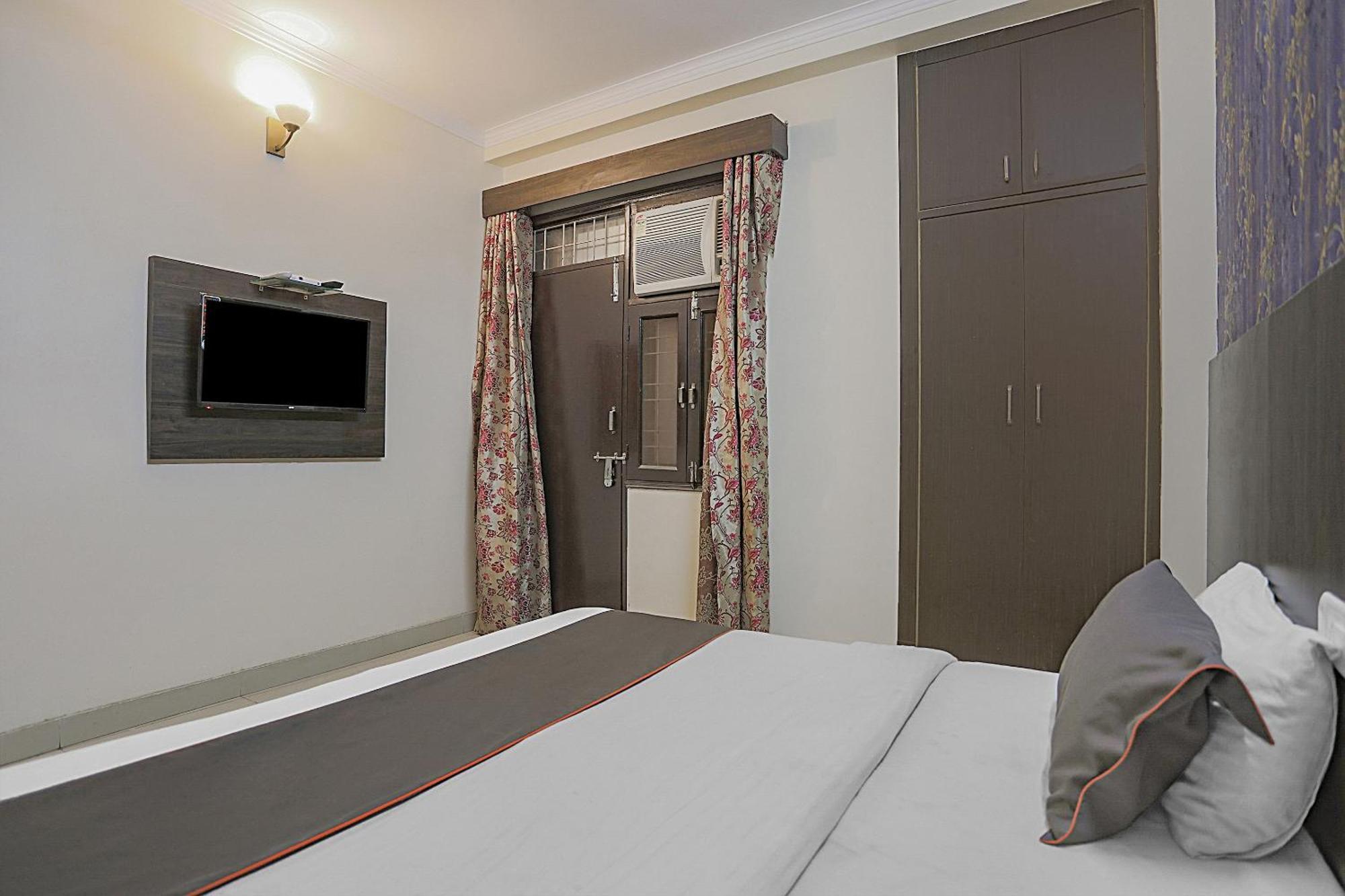 Hotel O Sun Villa New Delhi Exteriör bild