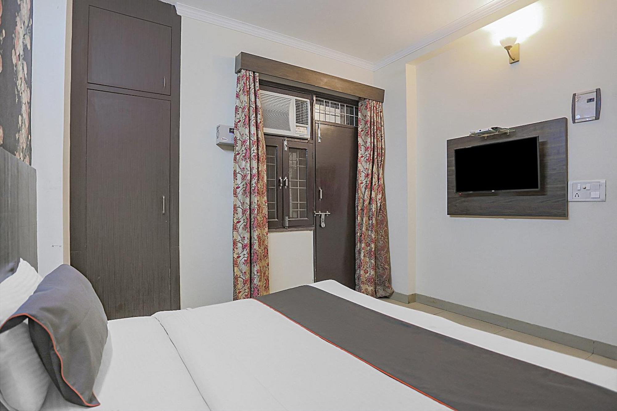 Hotel O Sun Villa New Delhi Exteriör bild