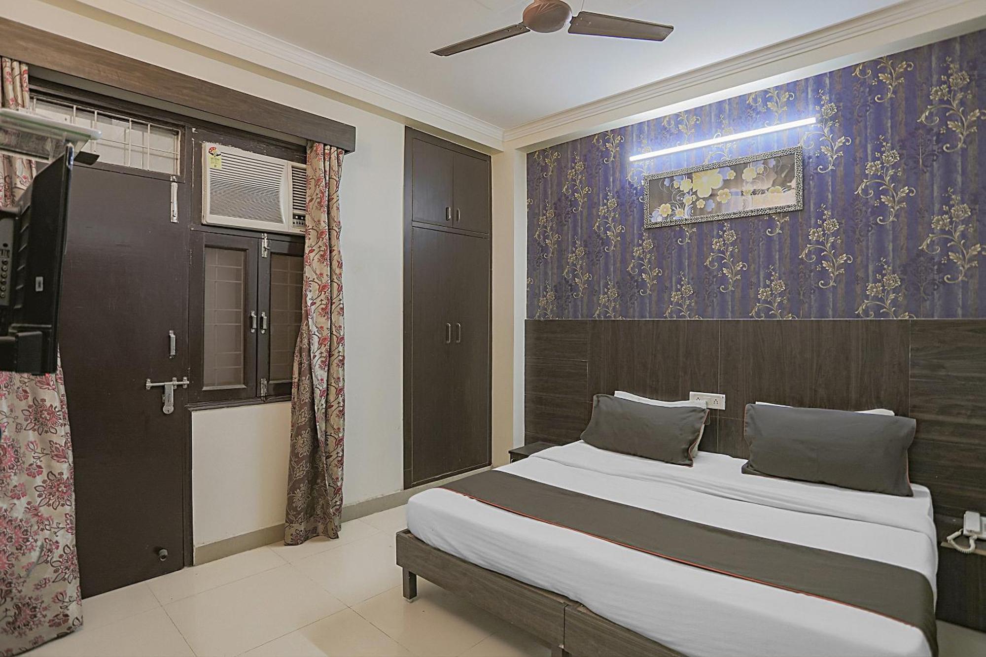Hotel O Sun Villa New Delhi Exteriör bild
